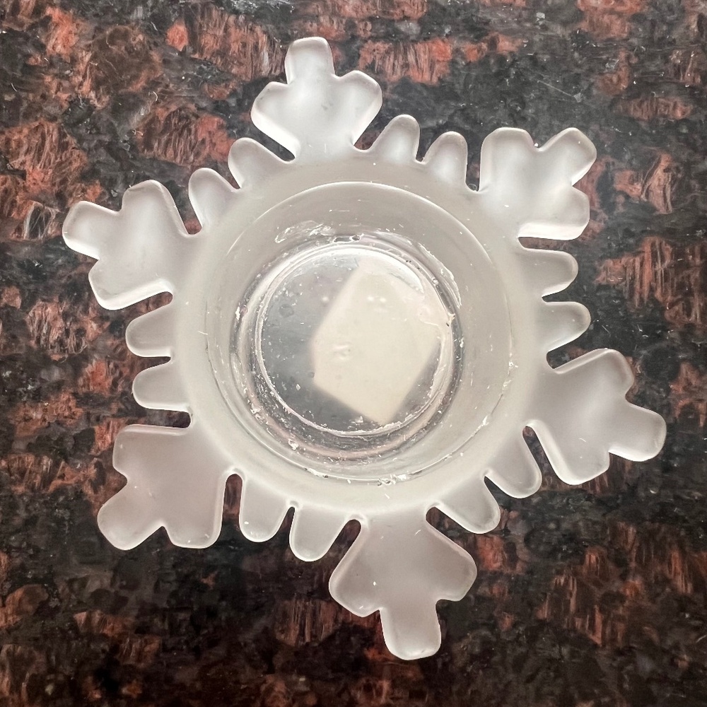 Vintage Frosted Satin Glass Holiday Snowflake Shaped Tea Light Candle Holders 5